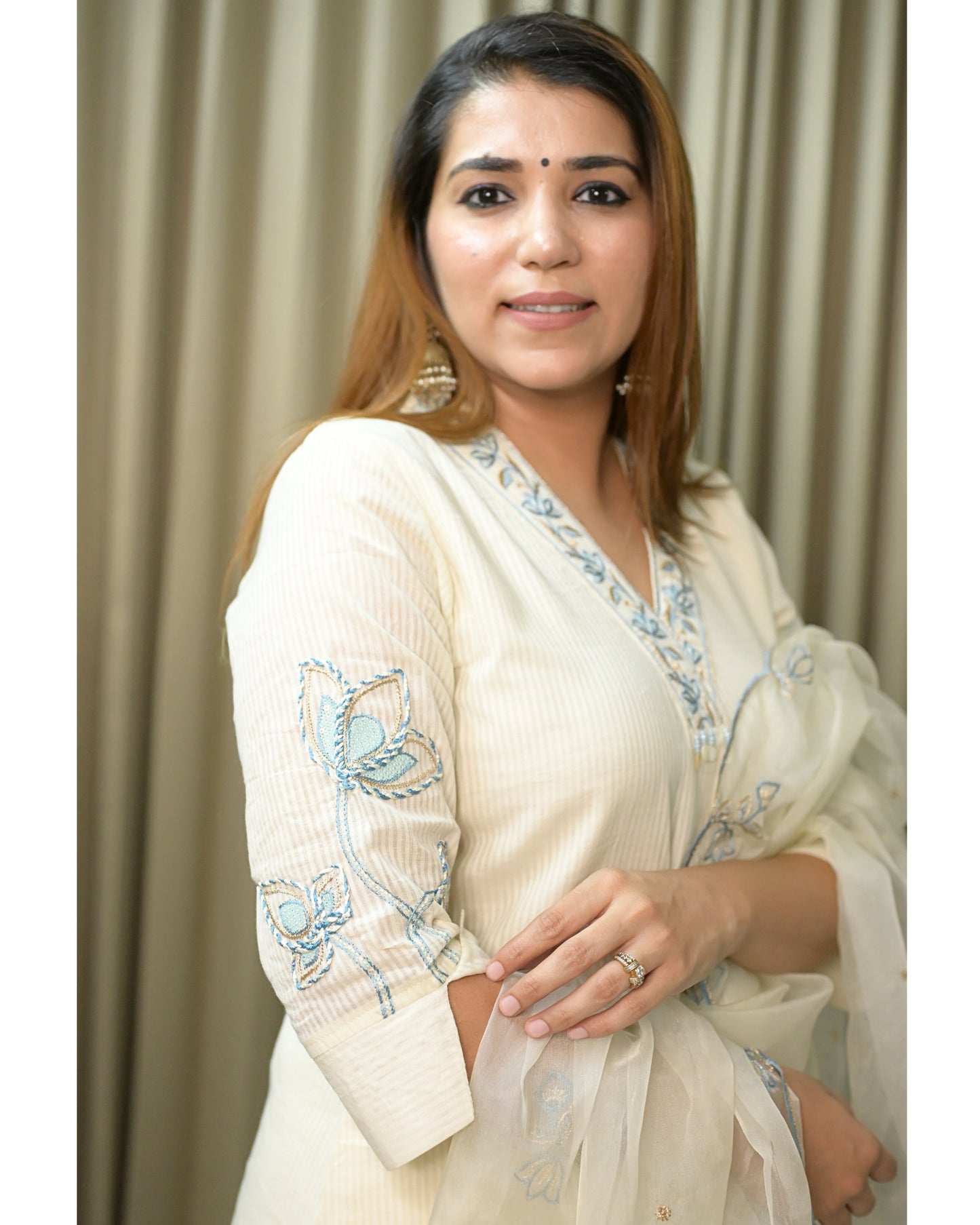 ZARA- Ivory pure Cotton three piece suit