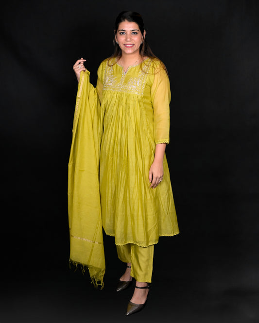 Mul chanderi three piece suit set